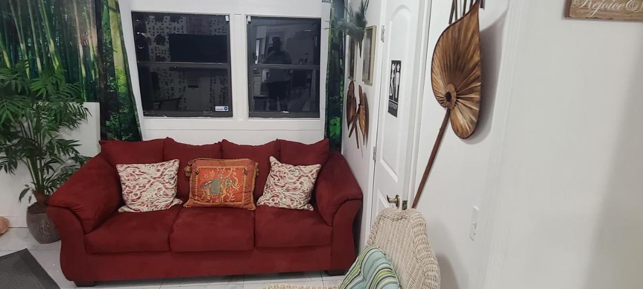 Palm Springs 3-Bedroom 2-Bath 5 Miles To The Beach Lake Worth Beach Exterior photo